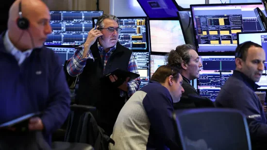 早盘：美股小幅下滑 市场关注关税战进展