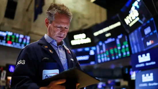 收盘:美股收盘涨跌不一道指跌逾500点 三大股指周线均录得跌幅 第2张 收盘:美股收盘涨跌不一道指跌逾500点 三大股指周线均录得跌幅 第2张