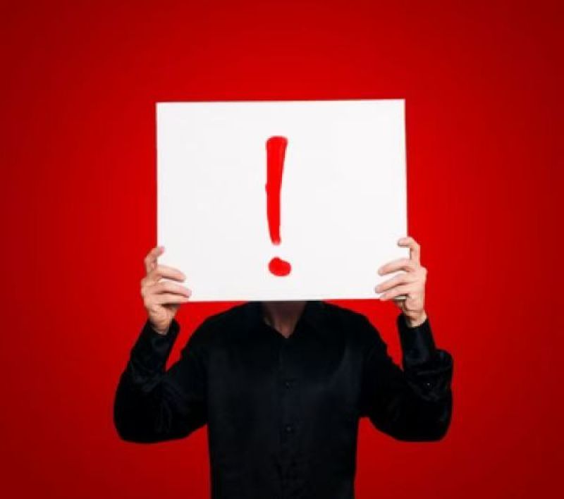 年报季大考结束！监管层“长牙带刺”，多家公司因财务不达标遭风险警示