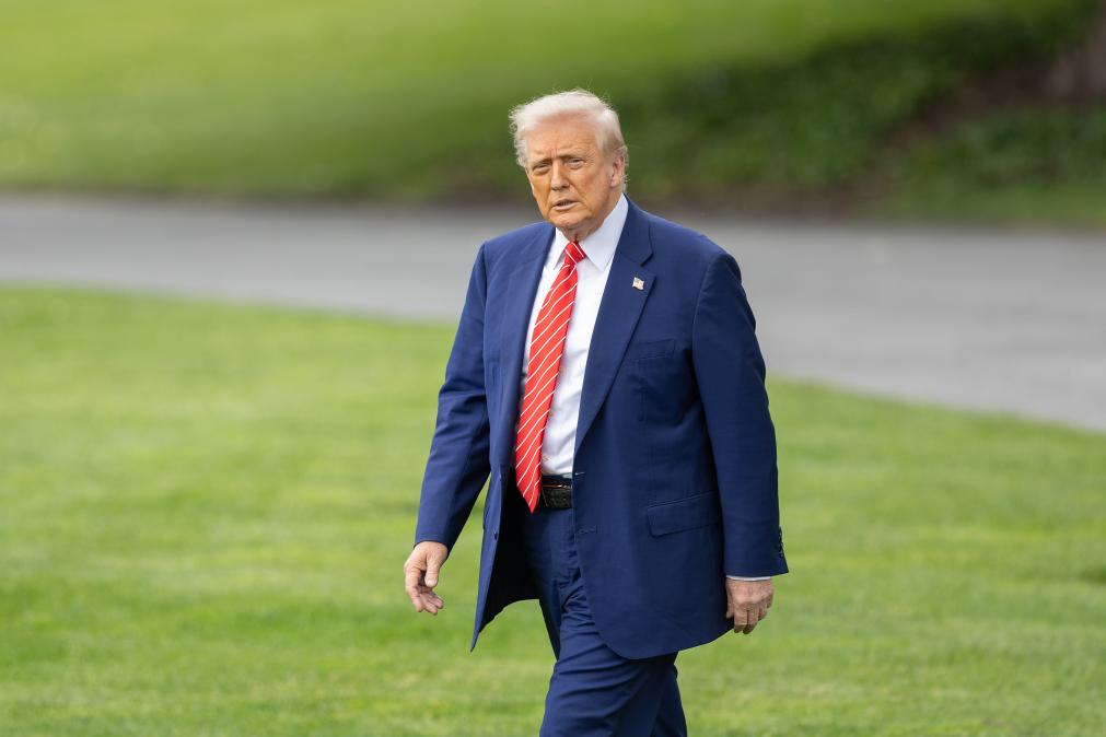 刚走一天就遭白宫“背刺” 马斯克：很失望 第2张